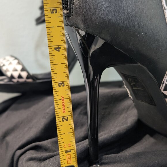 Paper Fox Kit Black and White Heels - Picture 6 of 11